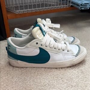 Women’s Jumbo Nike Blazer